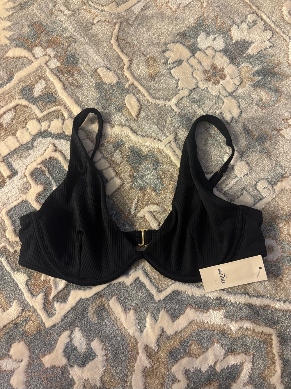 Hollister Black Ribbed Underwire Bikini Top